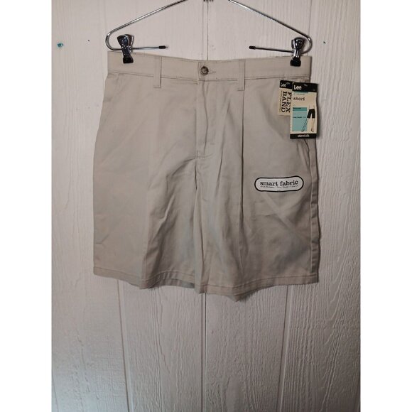 Lee Pants - Lee Relaxed Straight At The Waist Shorts Womens 10 M Tan Pleated Walking